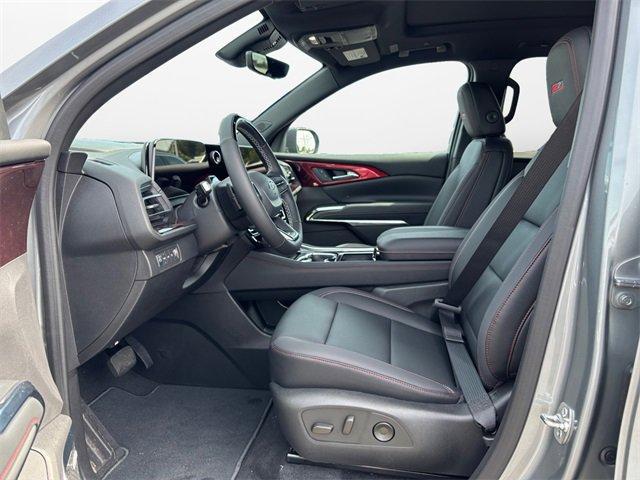 new 2025 Chevrolet Traverse car, priced at $56,200