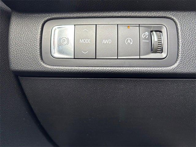 new 2025 Chevrolet Traverse car, priced at $56,200