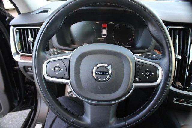 used 2022 Volvo S60 car, priced at $26,301