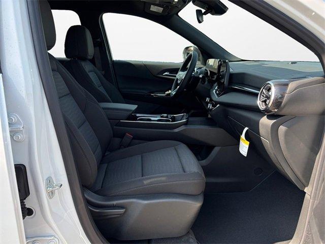 new 2026 Chevrolet Equinox car, priced at $30,588