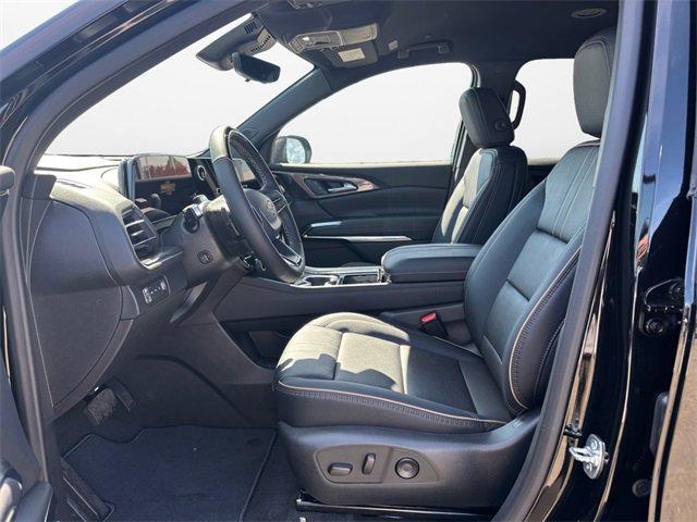 new 2025 Chevrolet Traverse car, priced at $55,912