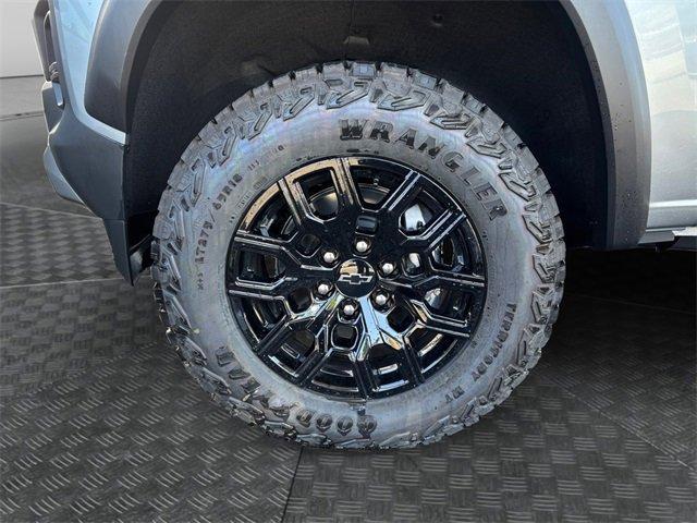 new 2025 Chevrolet Colorado car, priced at $41,119