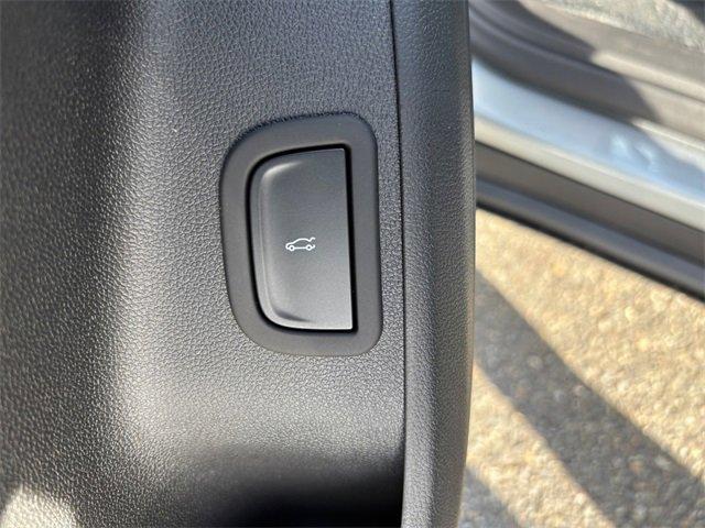 new 2025 Chevrolet Traverse car, priced at $44,195