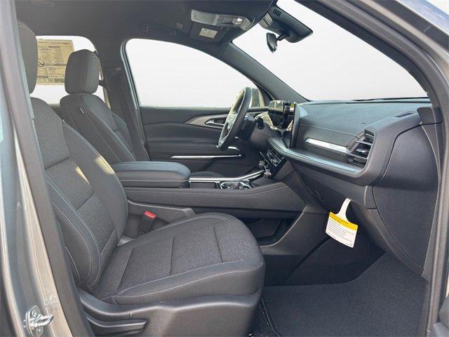 new 2025 Chevrolet Traverse car, priced at $44,195