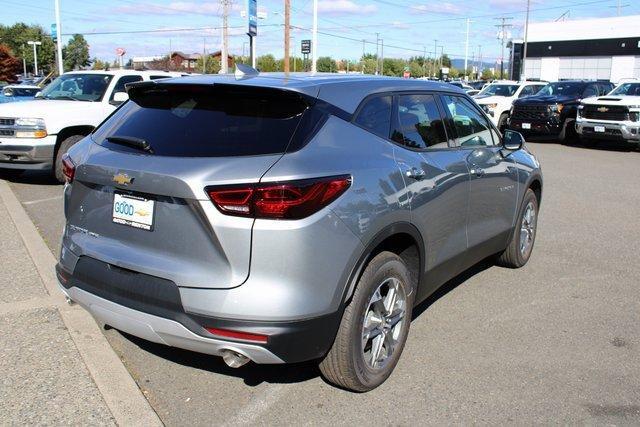 new 2025 Chevrolet Blazer car, priced at $34,912