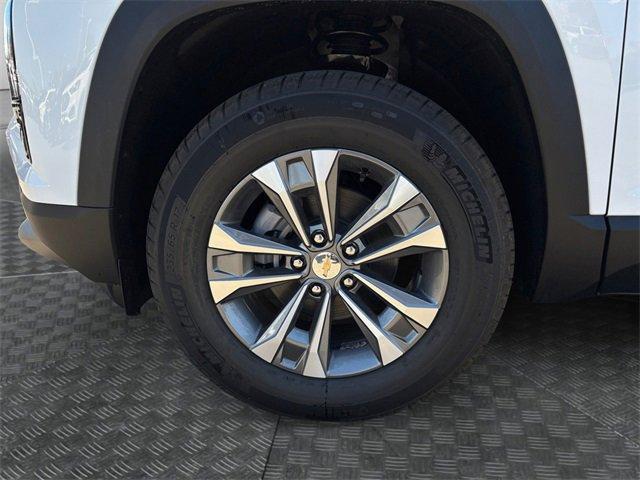 new 2026 Chevrolet Equinox car, priced at $32,652