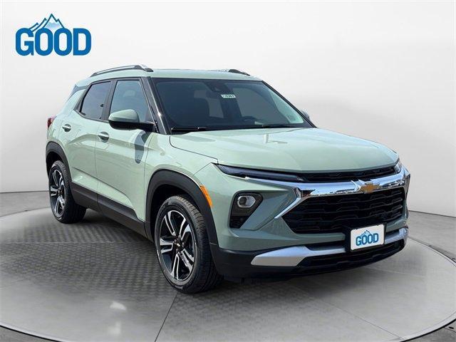 new 2025 Chevrolet TrailBlazer car, priced at $28,276