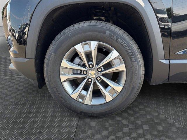 new 2026 Chevrolet Equinox car, priced at $28,895