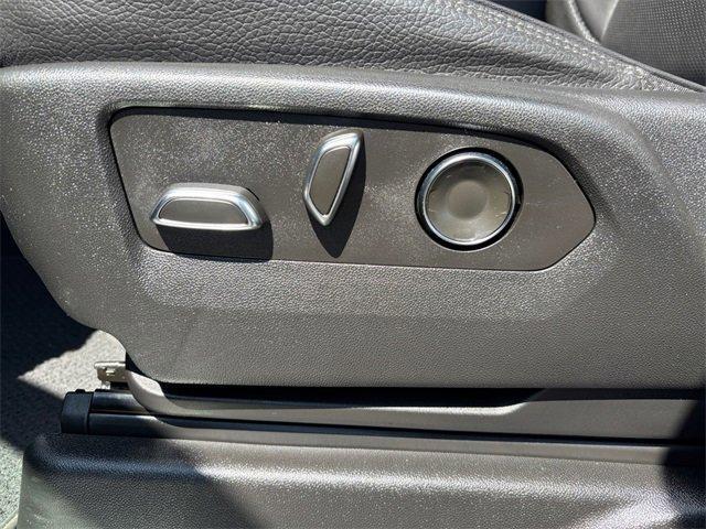 used 2023 GMC Yukon XL car, priced at $65,884