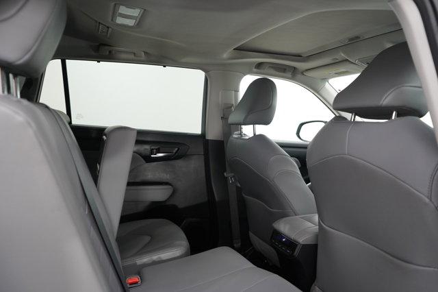 used 2021 Toyota Highlander car, priced at $35,998