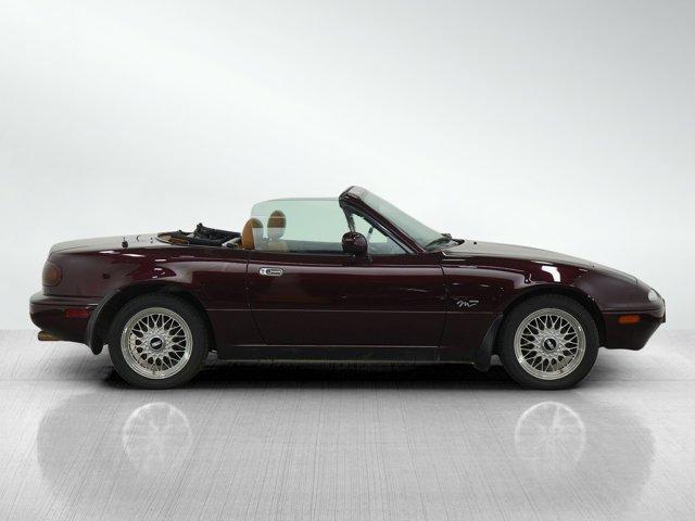 used 1995 Mazda MX-5 Miata car, priced at $12,998
