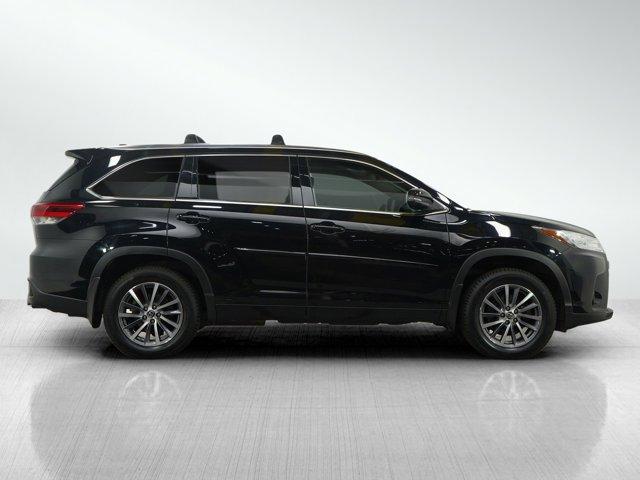 used 2017 Toyota Highlander car, priced at $23,998