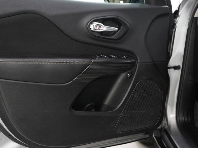 used 2014 Jeep Cherokee car, priced at $7,799