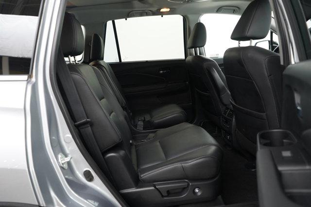 used 2022 Honda Pilot car, priced at $32,299