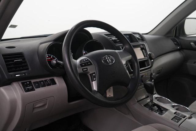 used 2013 Toyota Highlander car, priced at $18,998