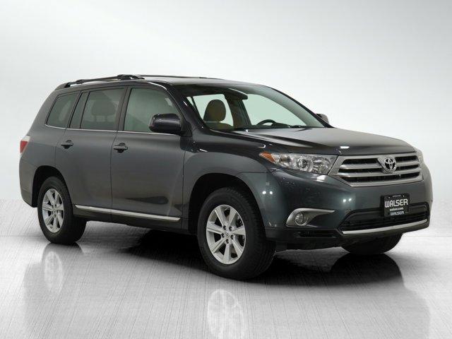 used 2013 Toyota Highlander car, priced at $18,998