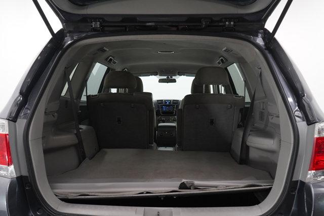 used 2013 Toyota Highlander car, priced at $18,998