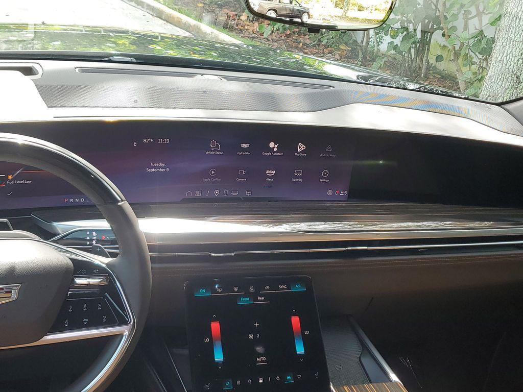 used 2025 Cadillac Escalade car, priced at $91,954