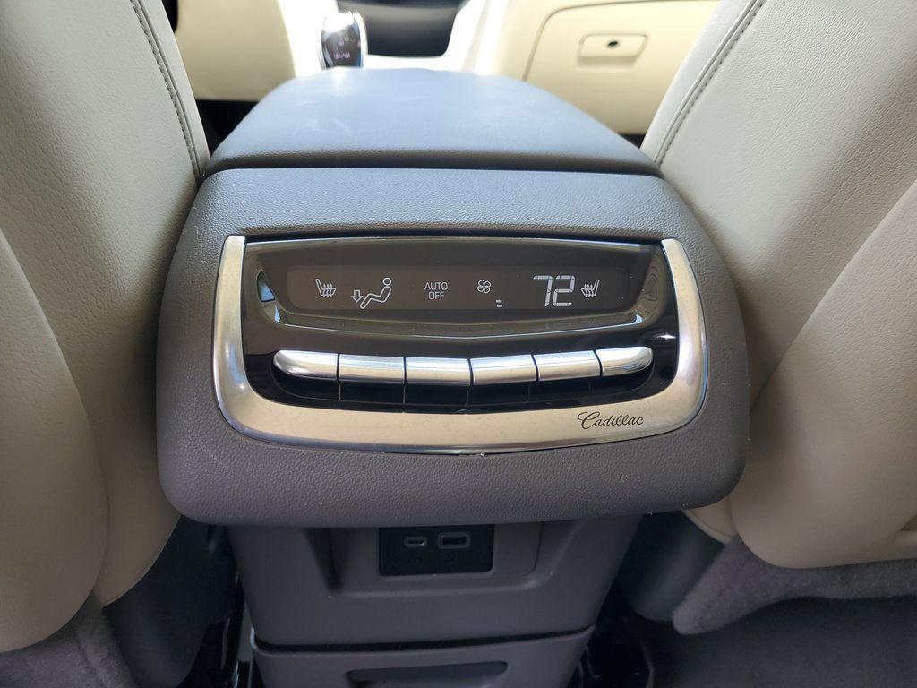 used 2023 Cadillac XT6 car, priced at $41,543