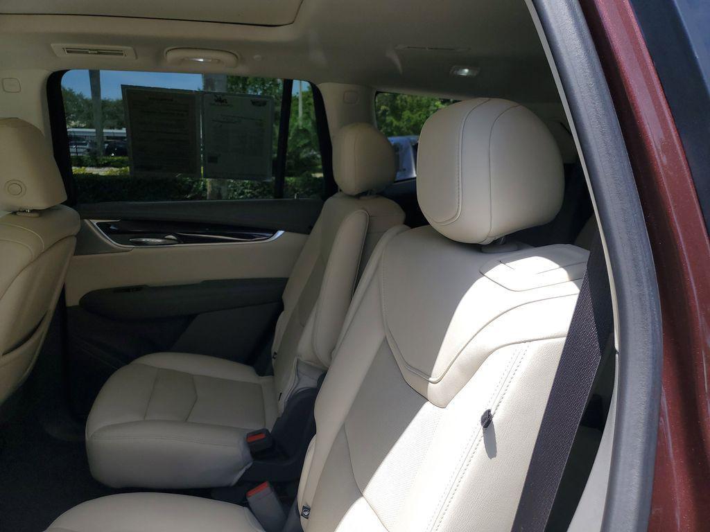 used 2023 Cadillac XT6 car, priced at $41,543