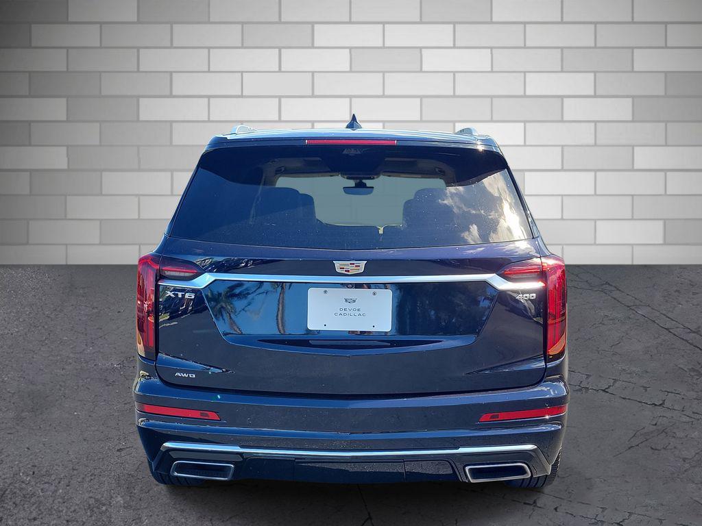 used 2022 Cadillac XT6 car, priced at $41,433
