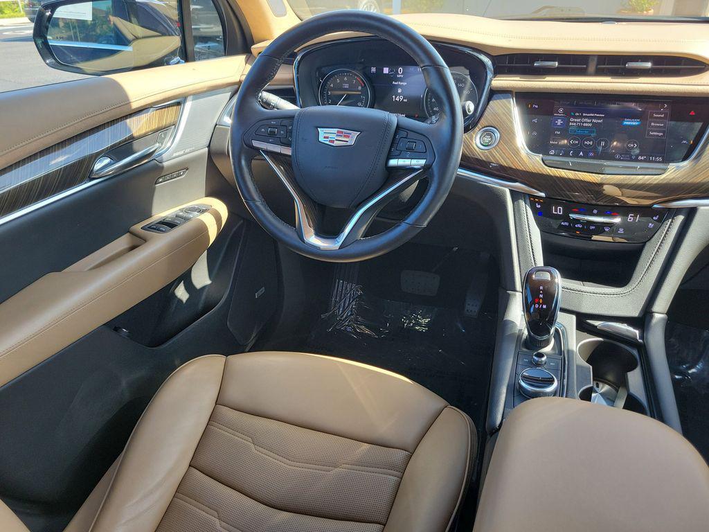 used 2022 Cadillac XT6 car, priced at $41,433
