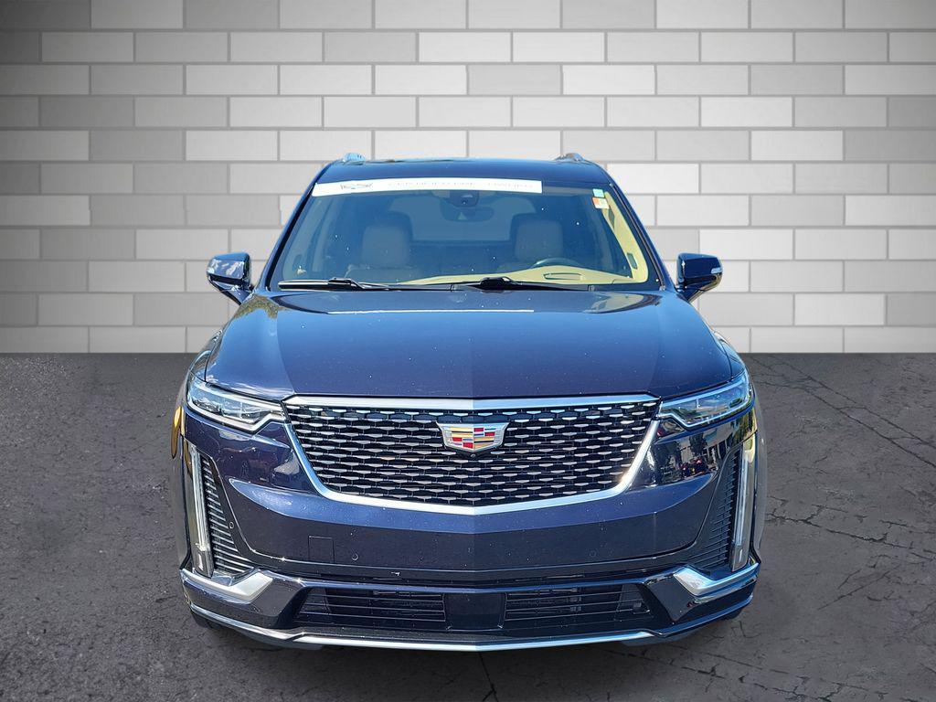 used 2022 Cadillac XT6 car, priced at $41,433