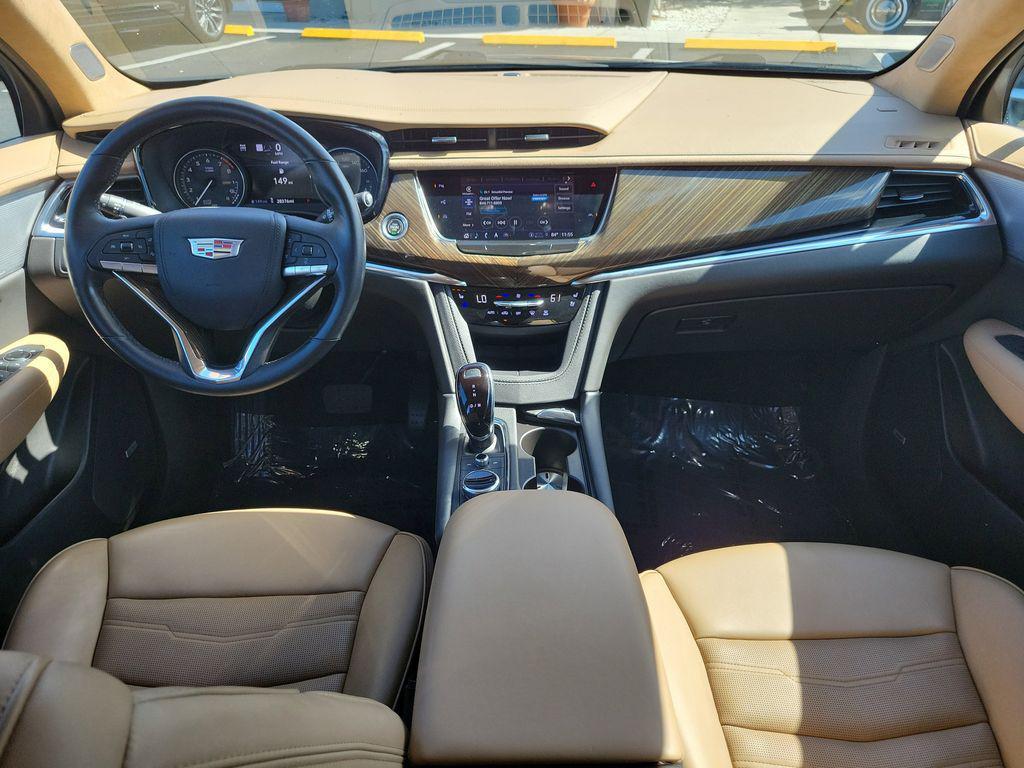 used 2022 Cadillac XT6 car, priced at $41,433