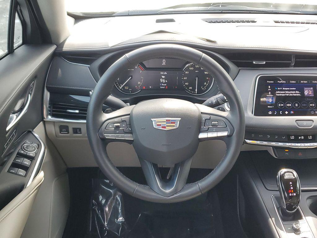 used 2020 Cadillac XT4 car, priced at $24,533
