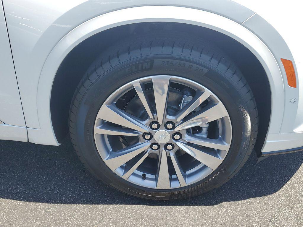 new 2025 Cadillac XT6 car, priced at $61,315