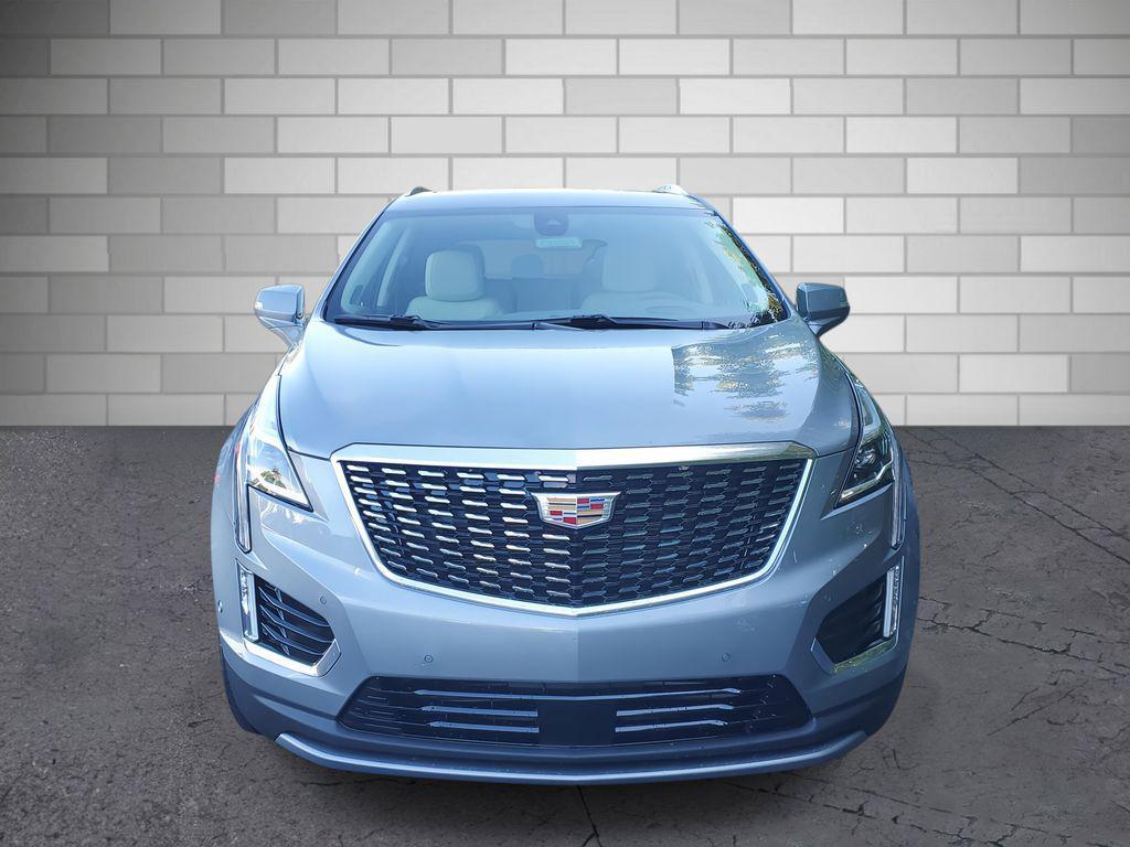 new 2025 Cadillac XT5 car, priced at $54,665