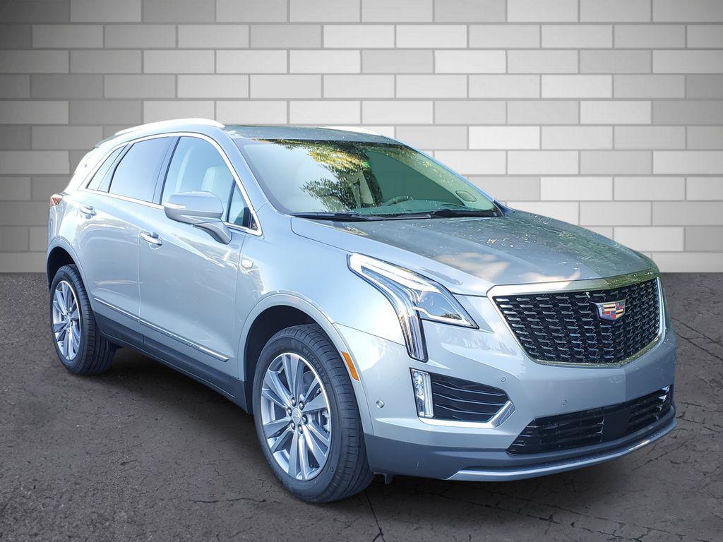 new 2025 Cadillac XT5 car, priced at $54,665