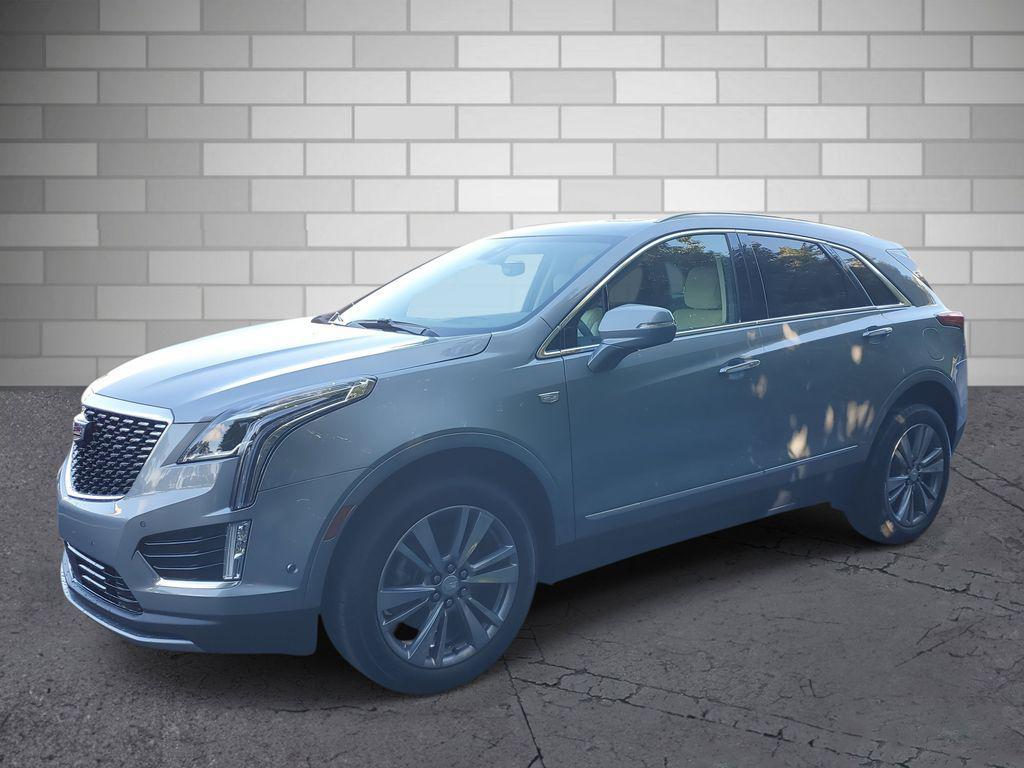 new 2025 Cadillac XT5 car, priced at $54,665