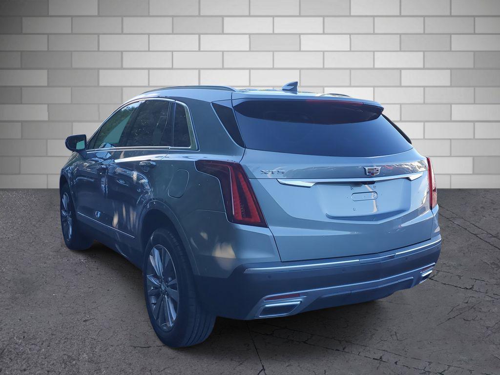 new 2025 Cadillac XT5 car, priced at $54,665