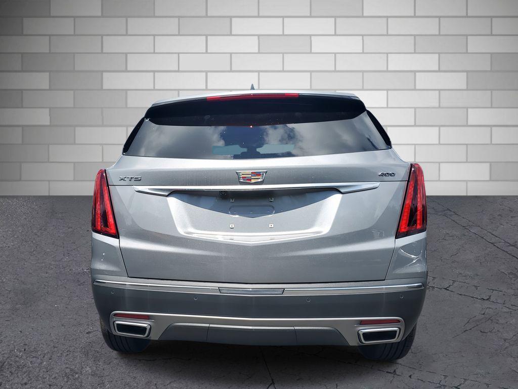 new 2025 Cadillac XT5 car, priced at $52,190