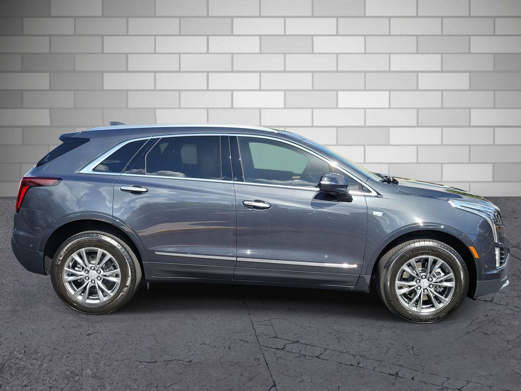 used 2023 Cadillac XT5 car, priced at $34,433