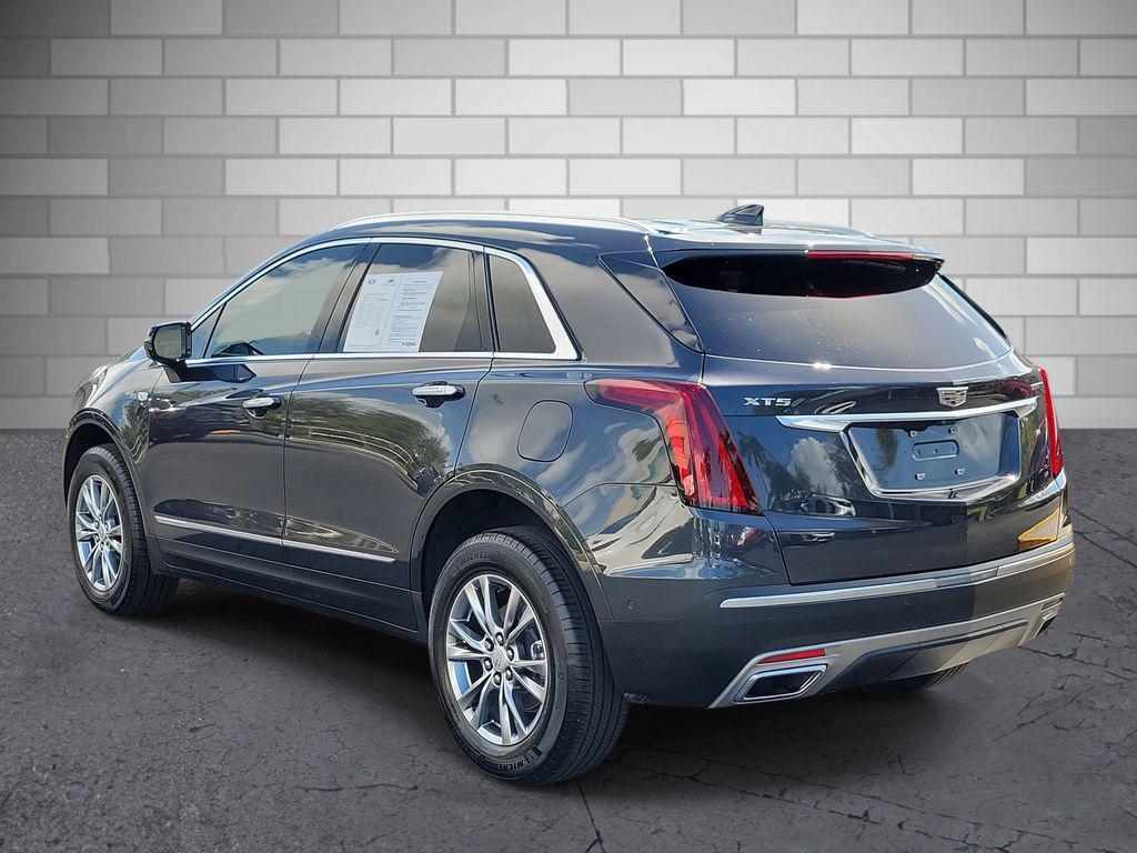 used 2023 Cadillac XT5 car, priced at $34,433