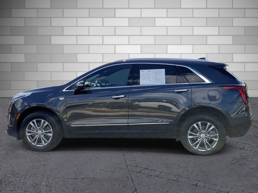 used 2023 Cadillac XT5 car, priced at $34,433