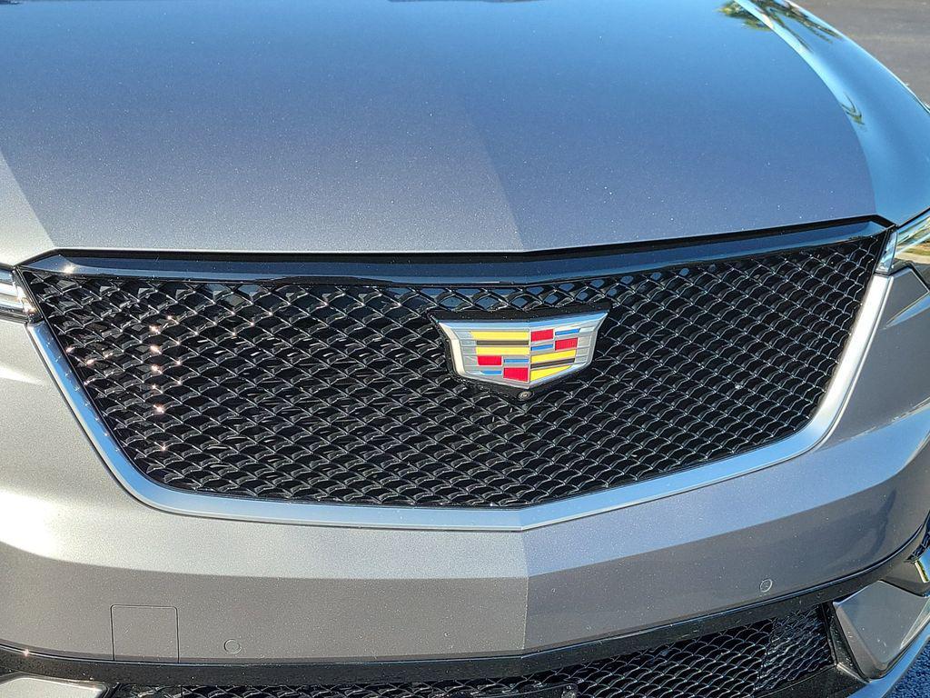 used 2020 Cadillac XT6 car, priced at $28,954