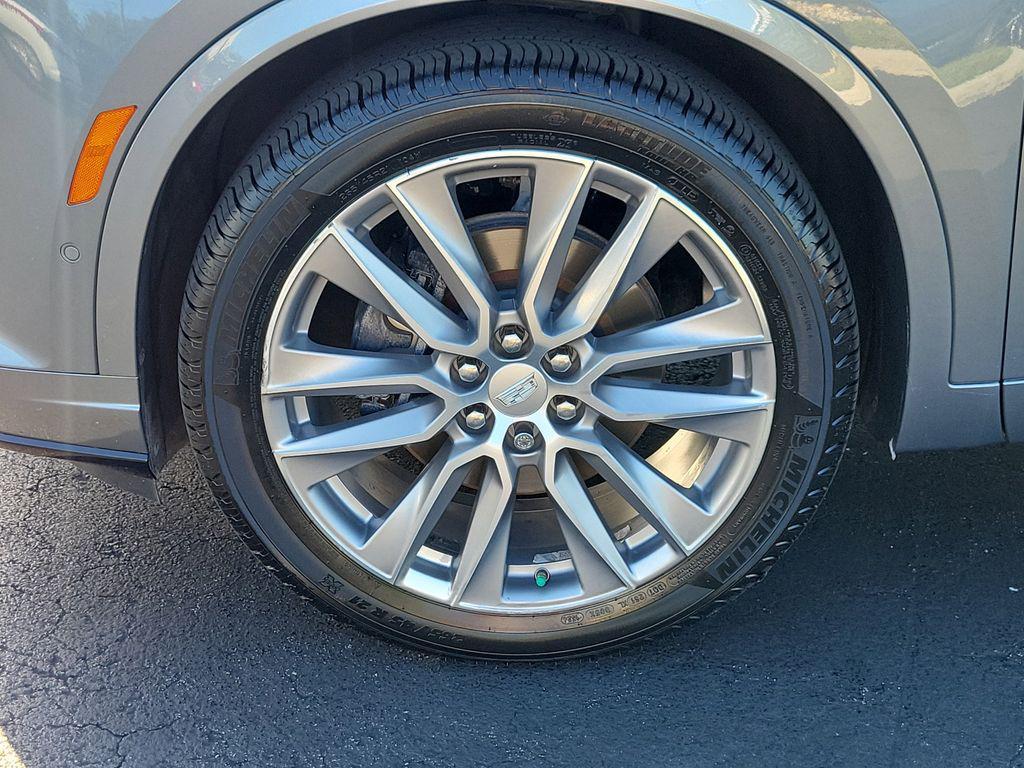 used 2020 Cadillac XT6 car, priced at $28,954
