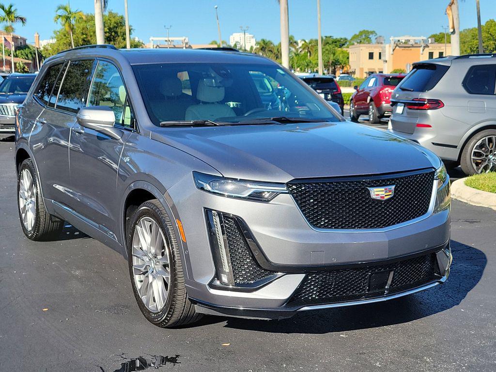 used 2020 Cadillac XT6 car, priced at $28,954