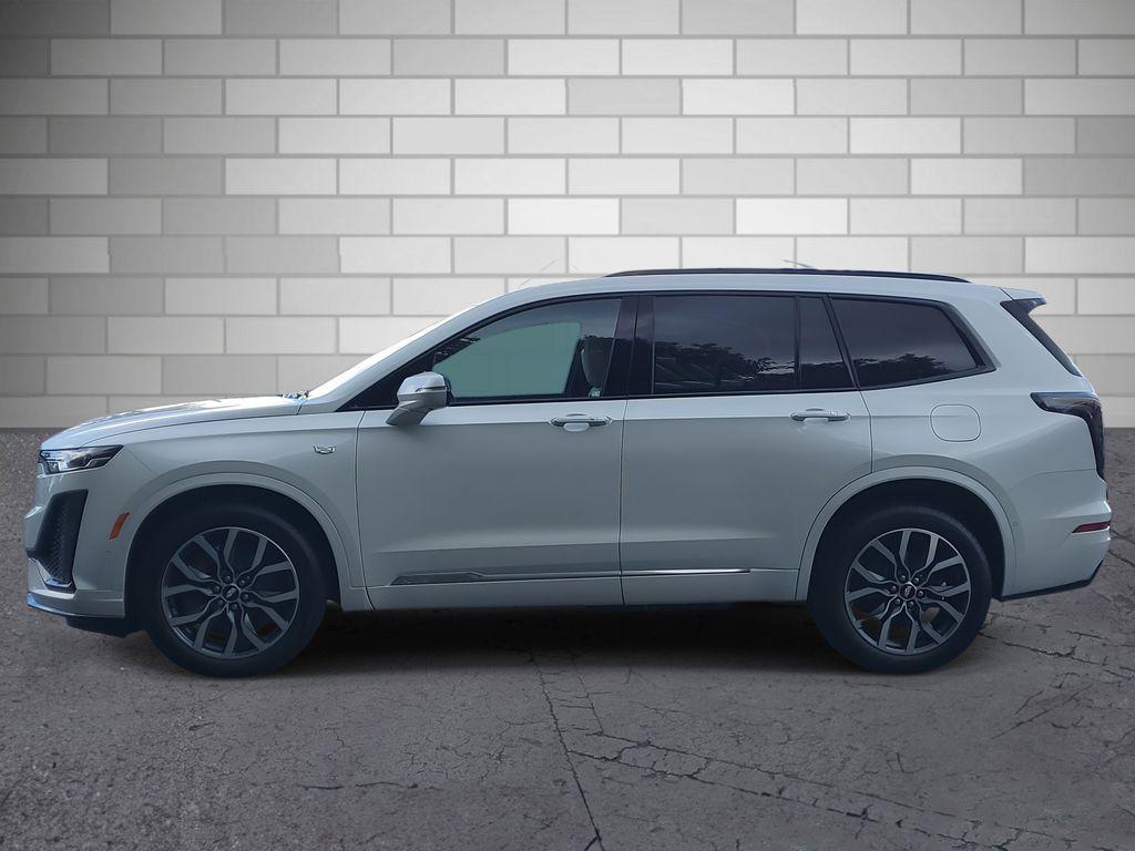 new 2025 Cadillac XT6 car, priced at $66,615
