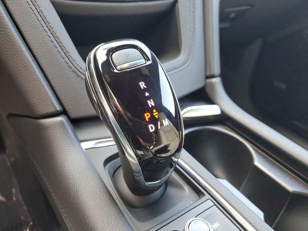new 2025 Cadillac XT6 car, priced at $66,615