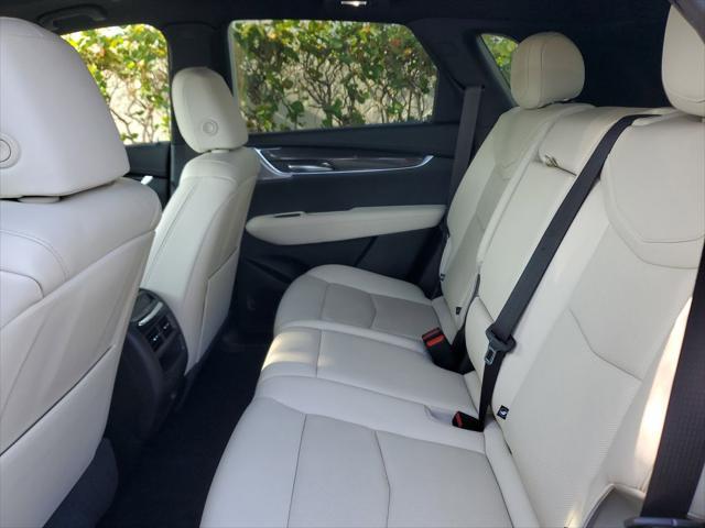 used 2022 Cadillac XT5 car, priced at $39,754