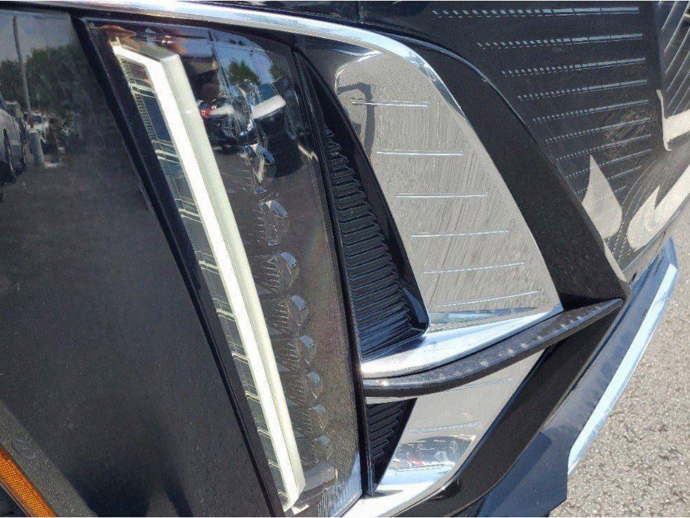 new 2025 Cadillac LYRIQ car, priced at $60,700