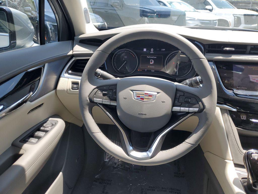 new 2025 Cadillac XT6 car, priced at $59,665