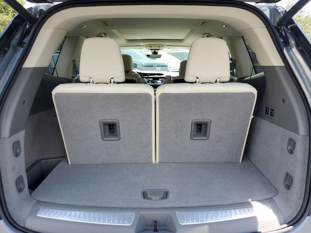 new 2025 Cadillac XT6 car, priced at $59,665