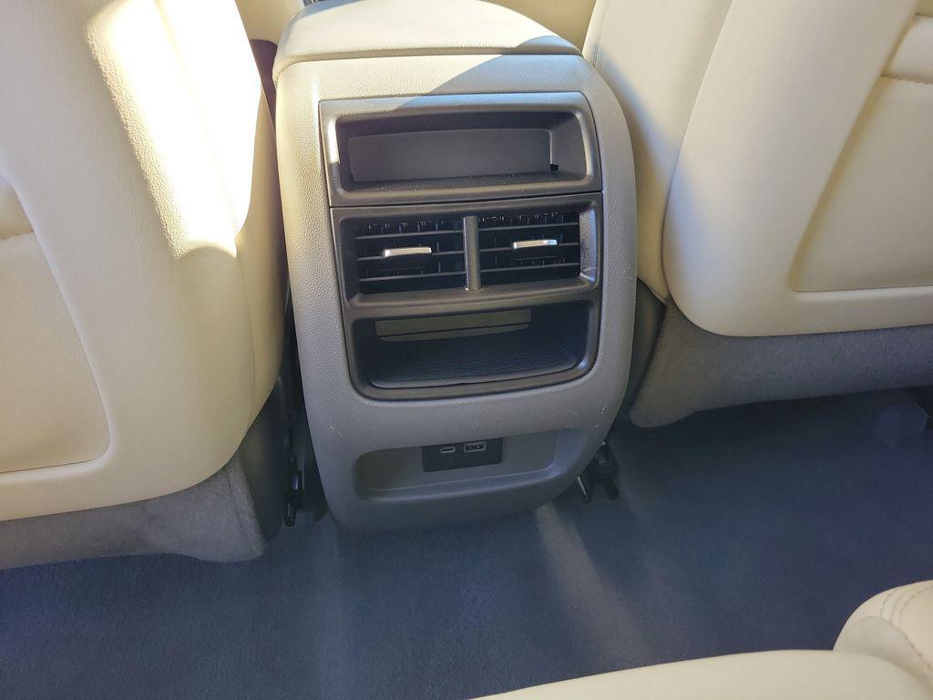 used 2020 Cadillac XT5 car, priced at $23,233
