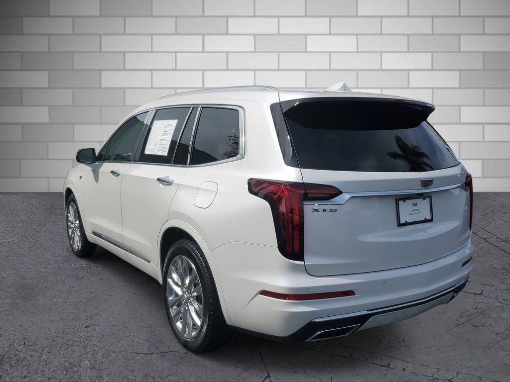 used 2023 Cadillac XT6 car, priced at $41,123