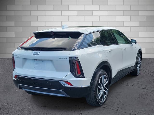 new 2025 Cadillac OPTIQ car, priced at $56,290